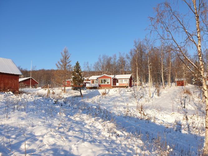 Stuga i Västansjö med 6 + 2 bäddar #33373