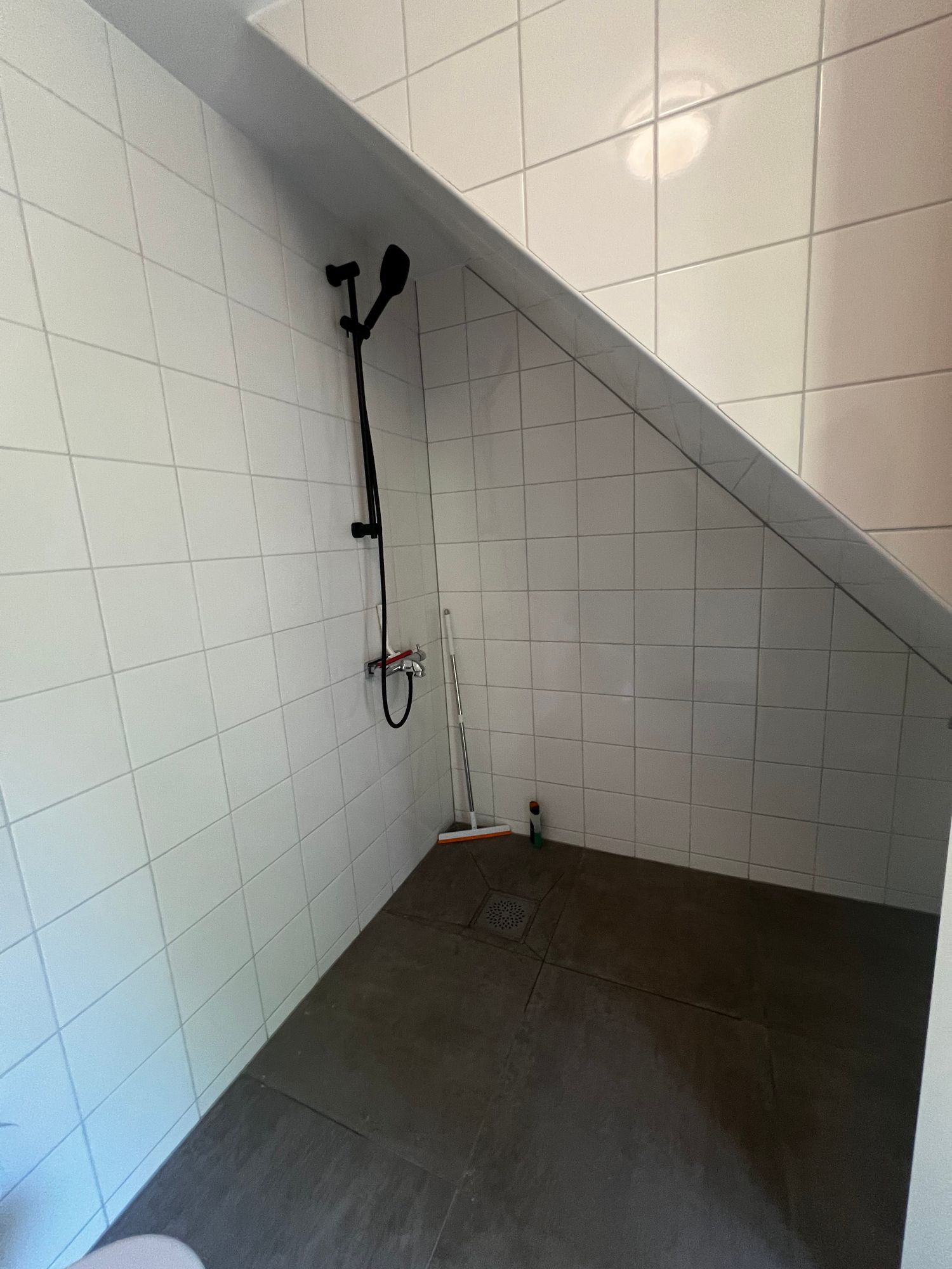 Modernt hus 2+3 bäddar – bild 2 av 5
