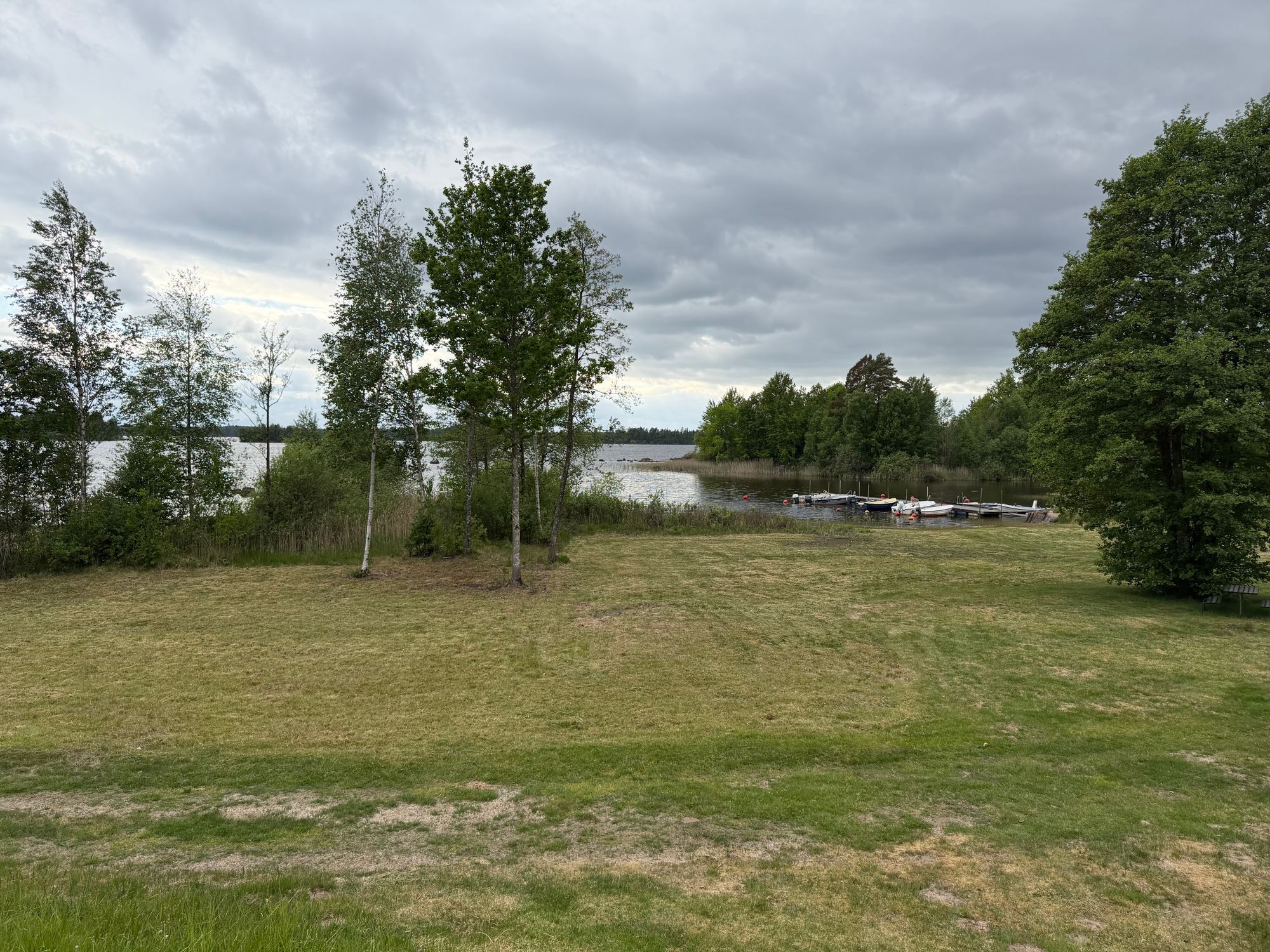 Modern stuga nära sjö i södra Småland – bild 12 av 14