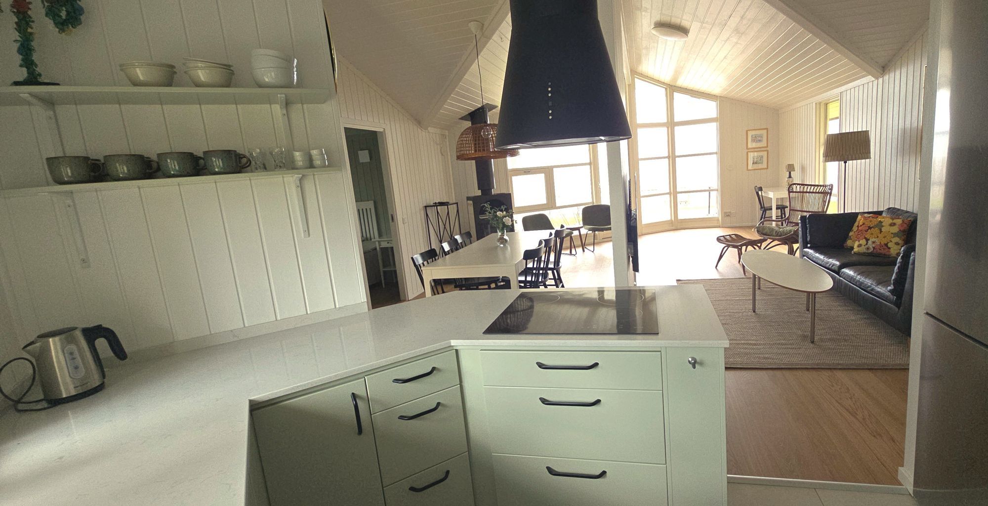 Fin Stuga på sjötomt 6+2 (& 2+2) vid Ringsjöstrand – bild 10 av 24