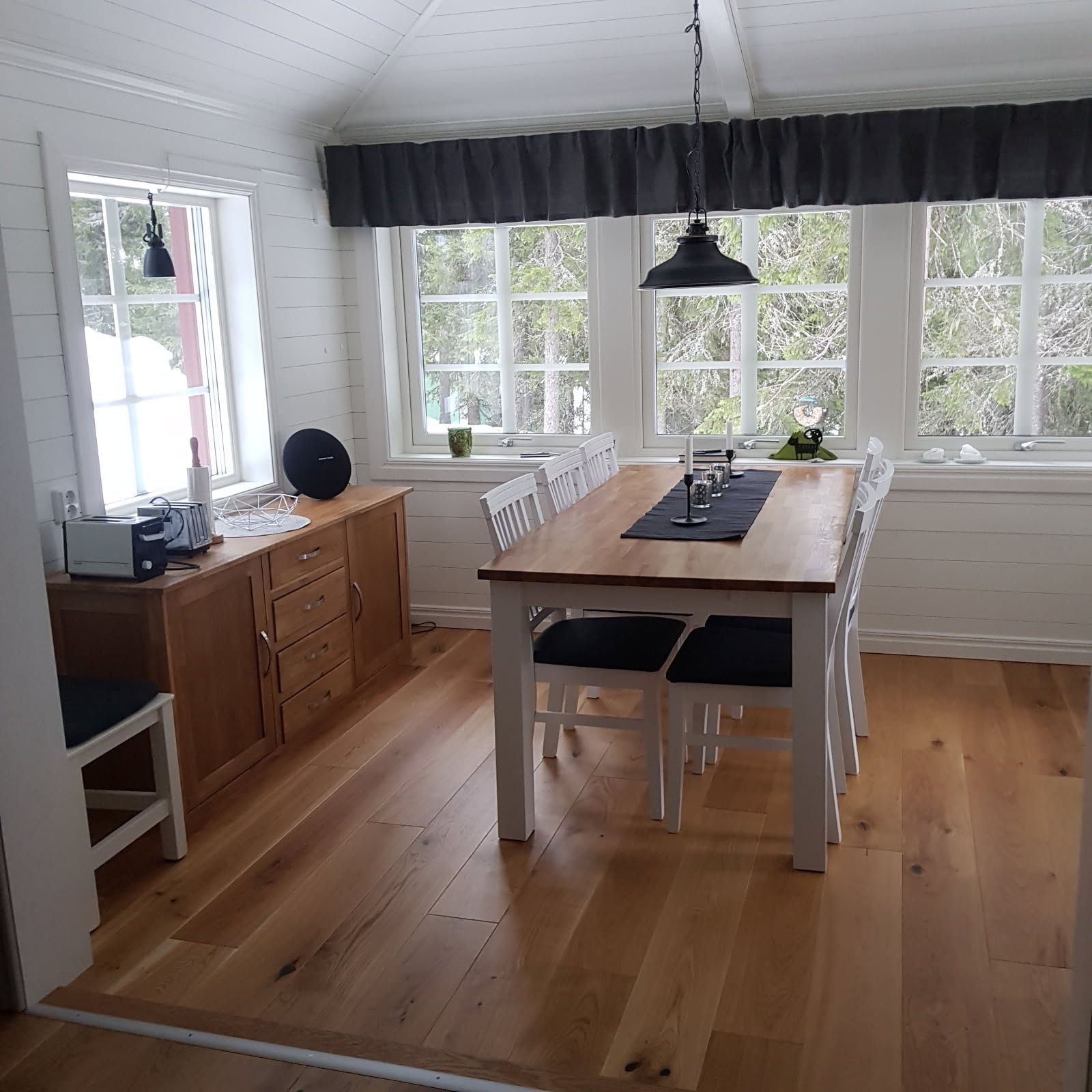 Nyrenoverad stuga i Hemfjällstangen – bild 4 av 19