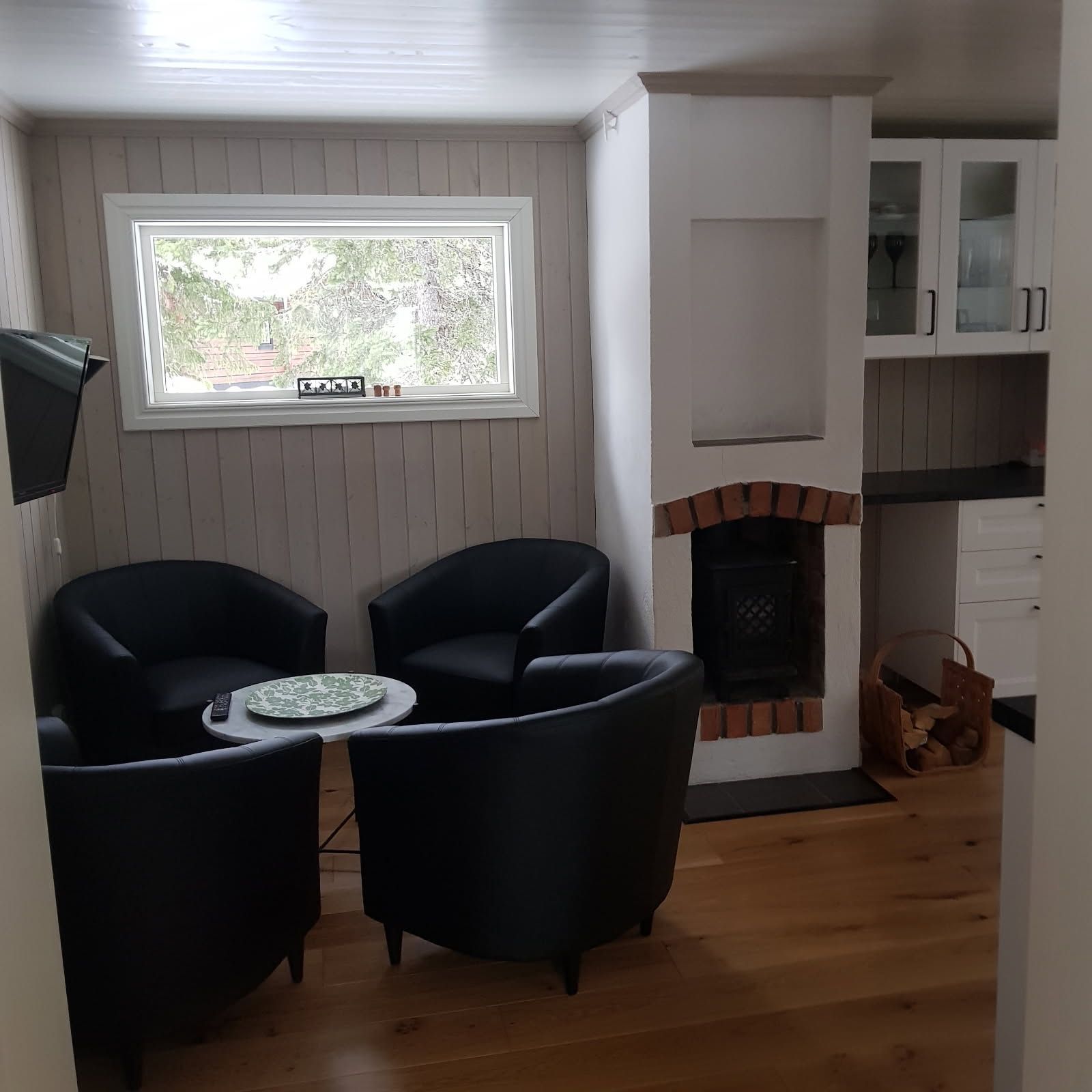 Nyrenoverad stuga i Hemfjällstangen – bild 8 av 19