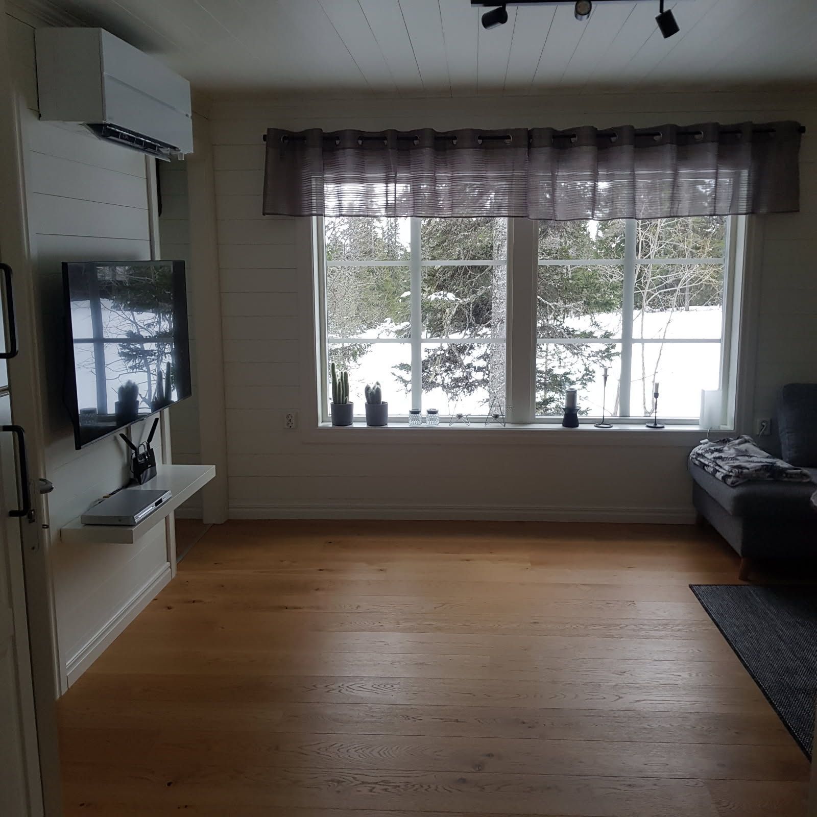 Nyrenoverad stuga i Hemfjällstangen – bild 9 av 19
