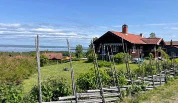 Stor trevlig stuga Tällberg Dalarna utsikt Siljan