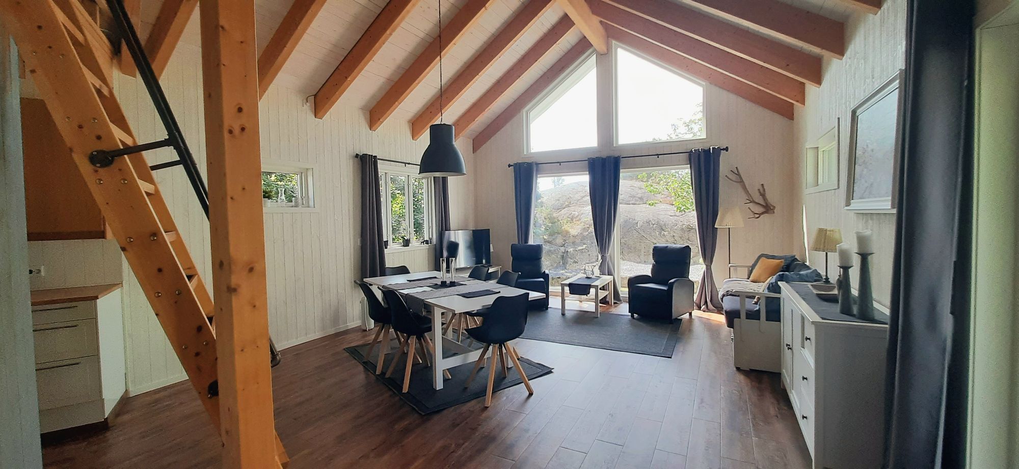 Mysig Skärgårdsvilla på Skaftö Bohuslän havsnära – bild 9 av 24