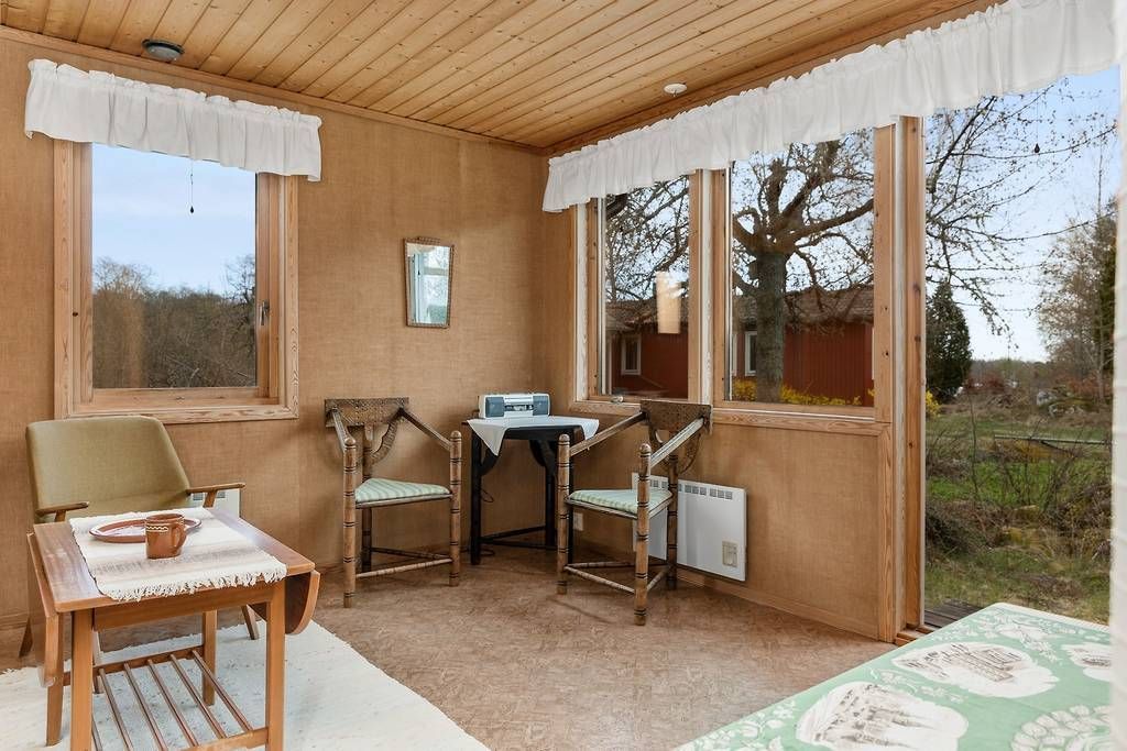 Välutrustad havsnära sommarstuga – bild 14 av 16
