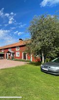 Fint gårdshus i centrala Leksand