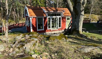 Nybyggt Attefallshus i Stockholms skärgård,Vaxholm