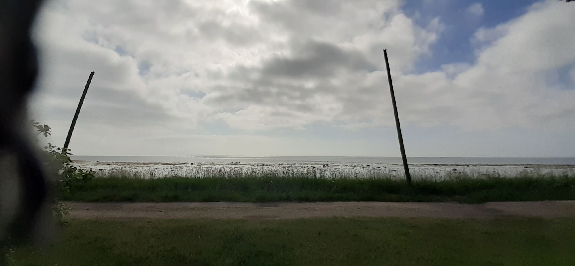 Stuga alldeles vid havet – bild 7 av 17