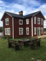 Hus uthyres vid Vindelälven i Bjursele