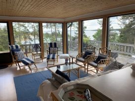 Hus i St Annas skärgård , utsikt över Finnfjärden