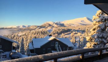 Nyrenoverad övervån. Årebjörnen med vacker utsikt