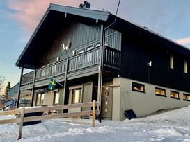 Trivsamt boende i fint läge i ÅreBjörnen