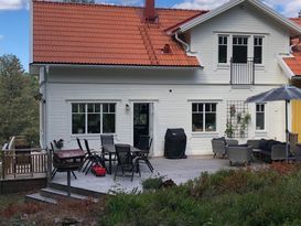 Unterkunft mit 6 + 2 Betten in Resarö, Vaxholm, St