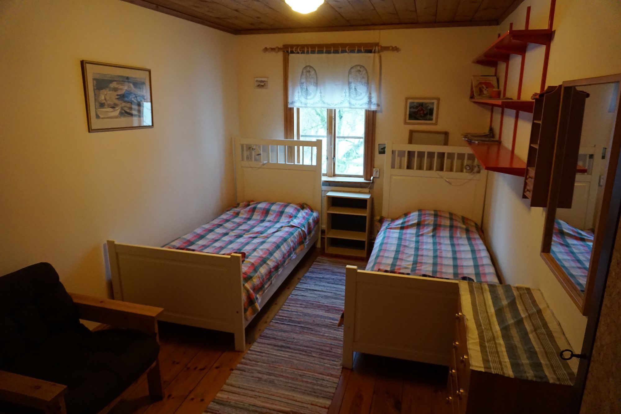 Flygel på Gotlandsgård – bild 12 av 14