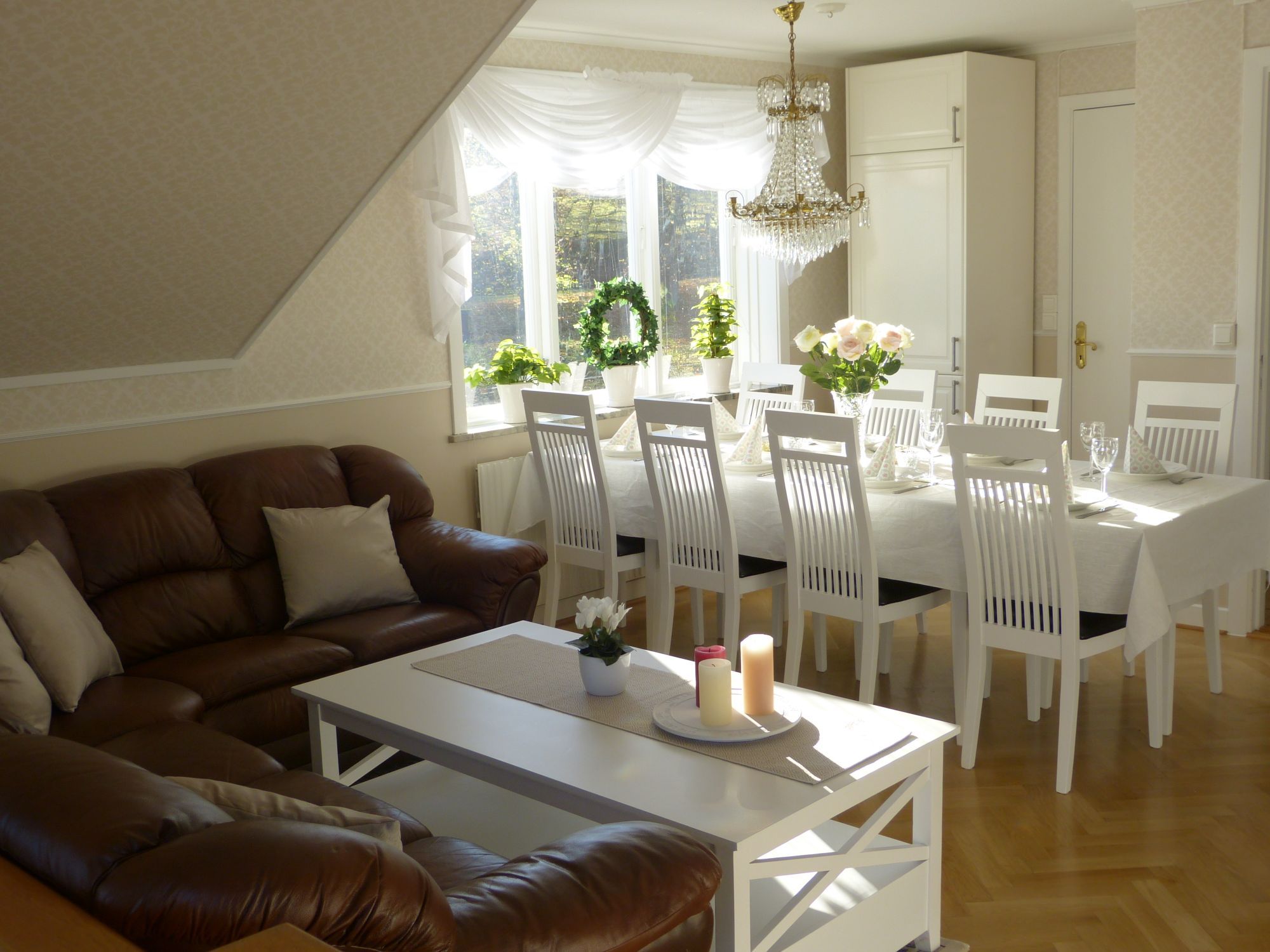 Elegant boende med vackert läge – bild 7 av 24