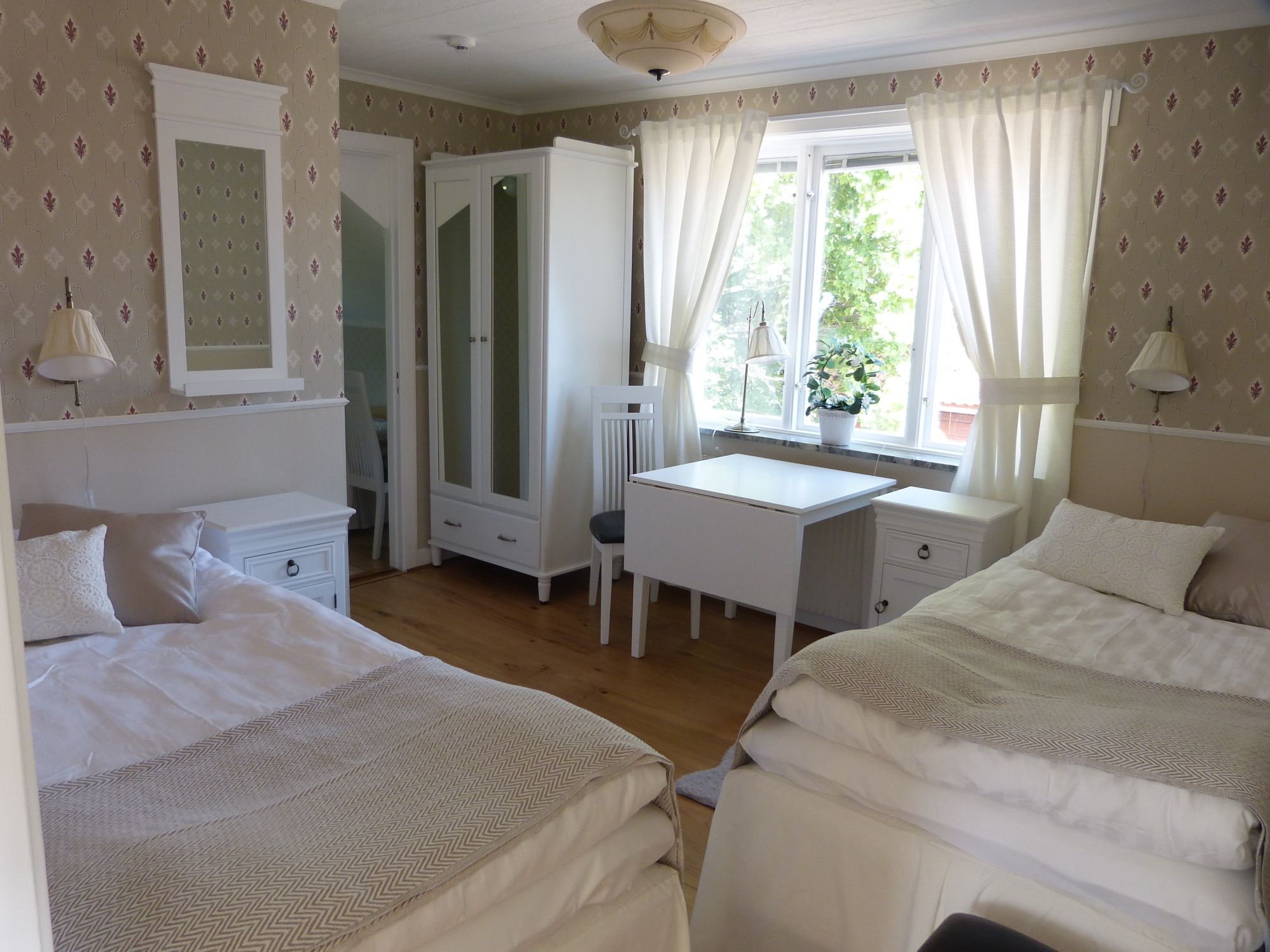 Elegant boende med vackert läge – bild 4 av 24