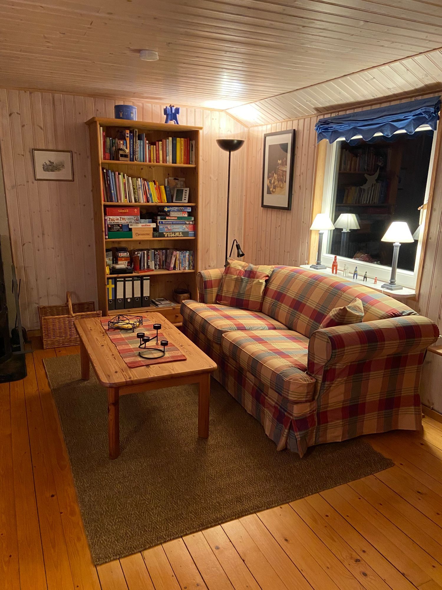 Hus vid sjön med brygga och bastu i Småland – bild 10 av 24