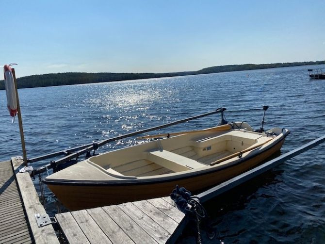 Hus vid Värmelns strand i Värmskog-Värmland – bild 7 av 24