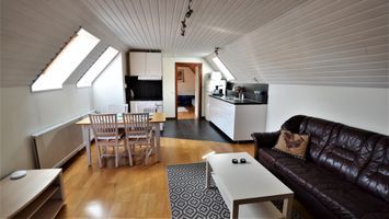 Nyrenoverad lägenhet innanför Visby ringmur