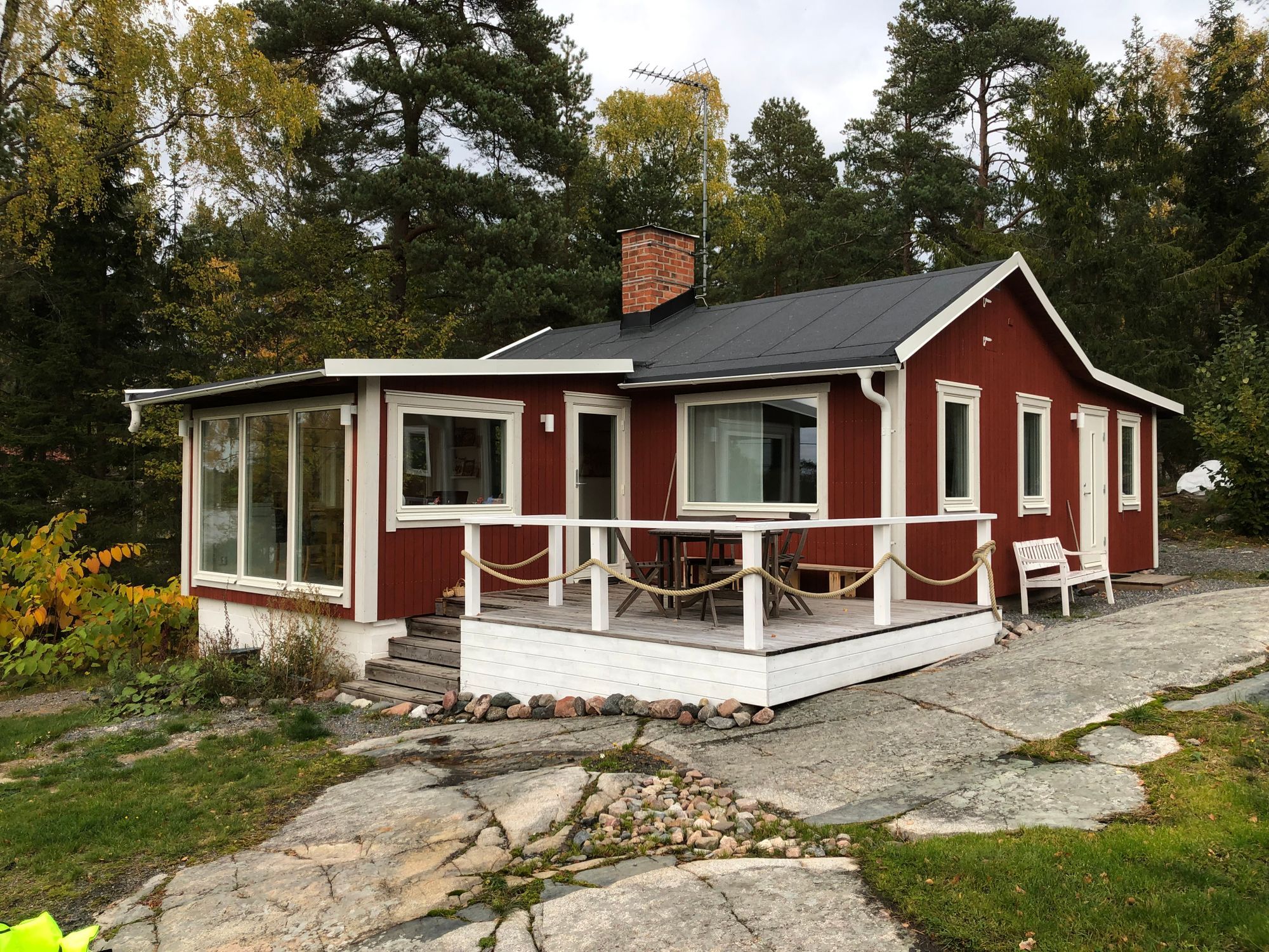 Fantastiskt ställe i Roslagen - egen brygga – bild 2 av 21