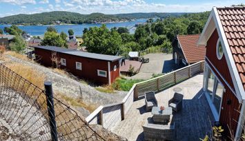 Modern stuga med havsutsikt i Svanesund | SE09151
