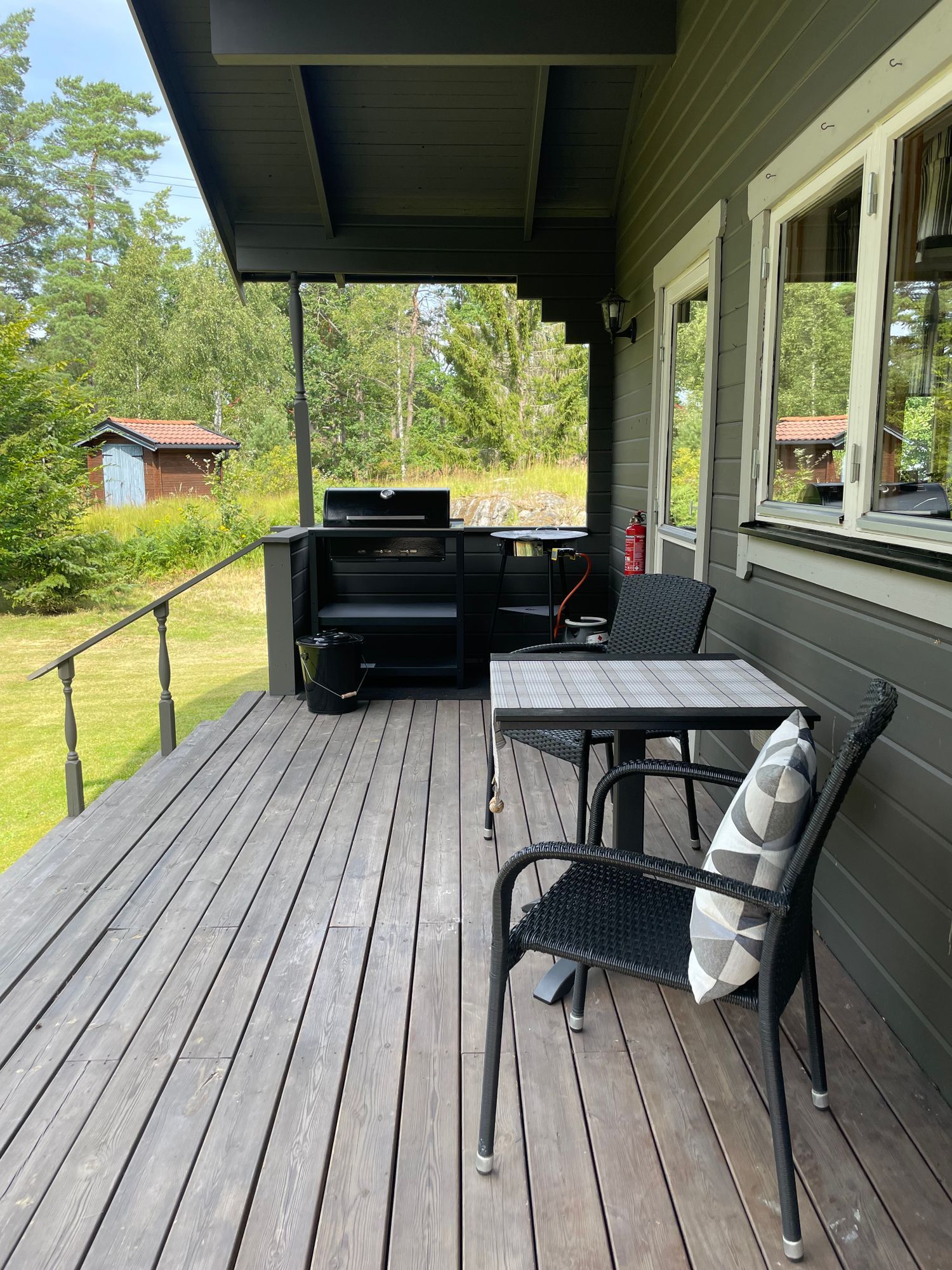 Modernt fritidshus i magisk ytterskärgård – bild 13 av 24