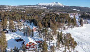 Mysigt året om hus med sjötomt (9 pers)