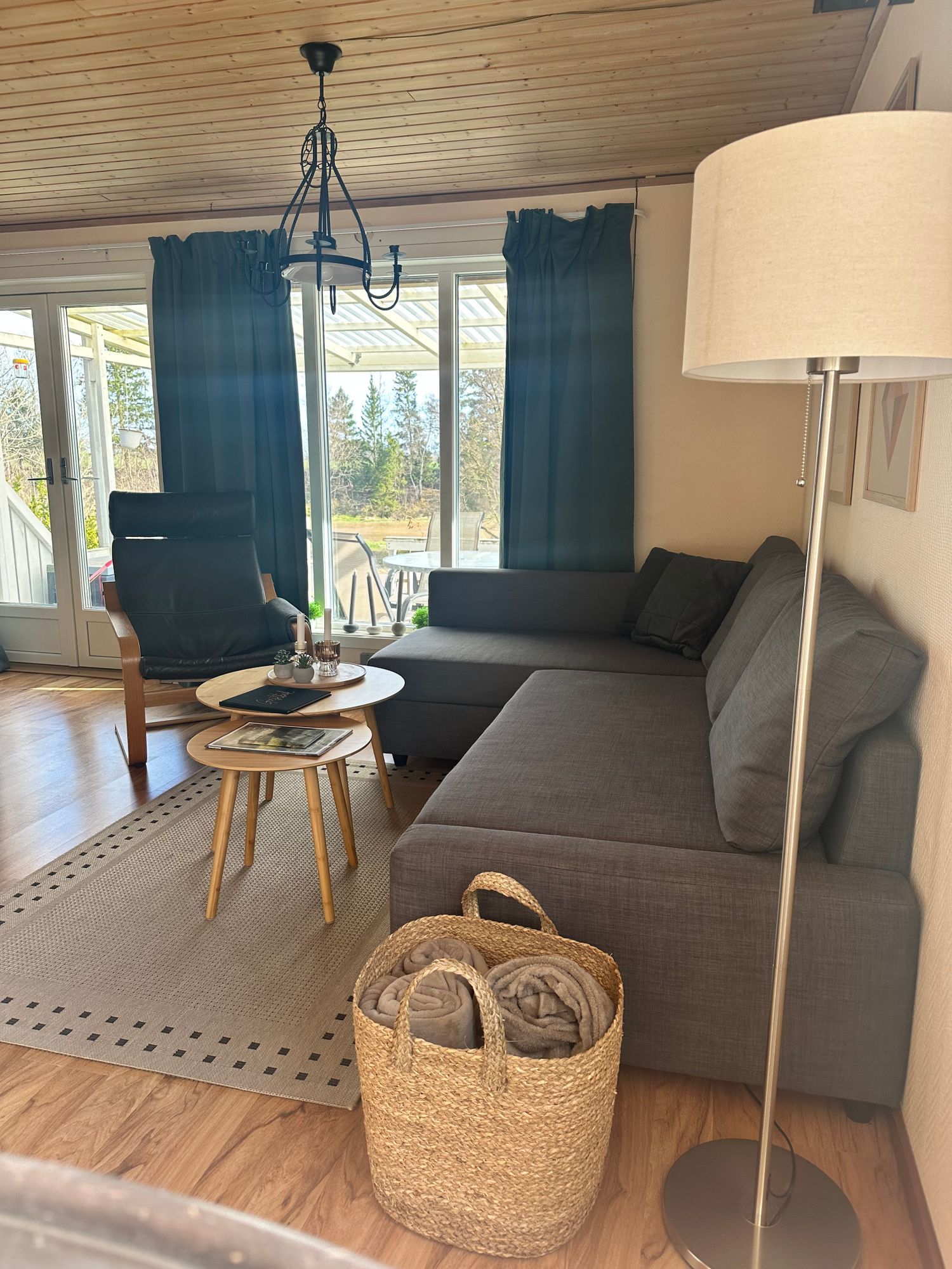 Stuga vid Dalbergsån – bild 6 av 15