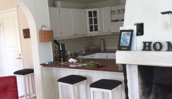 stuga 200 m från barnvänlig strand.