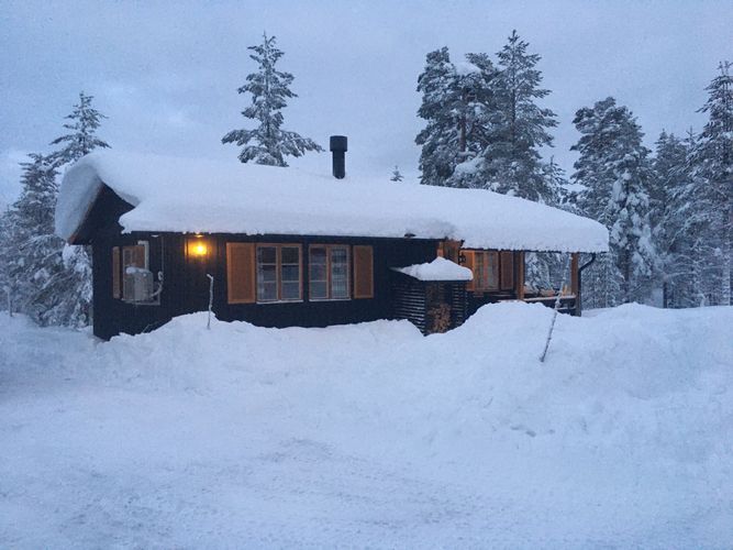 Stuga i Idre fjätervålen med 5 + 2 bäddar #31776