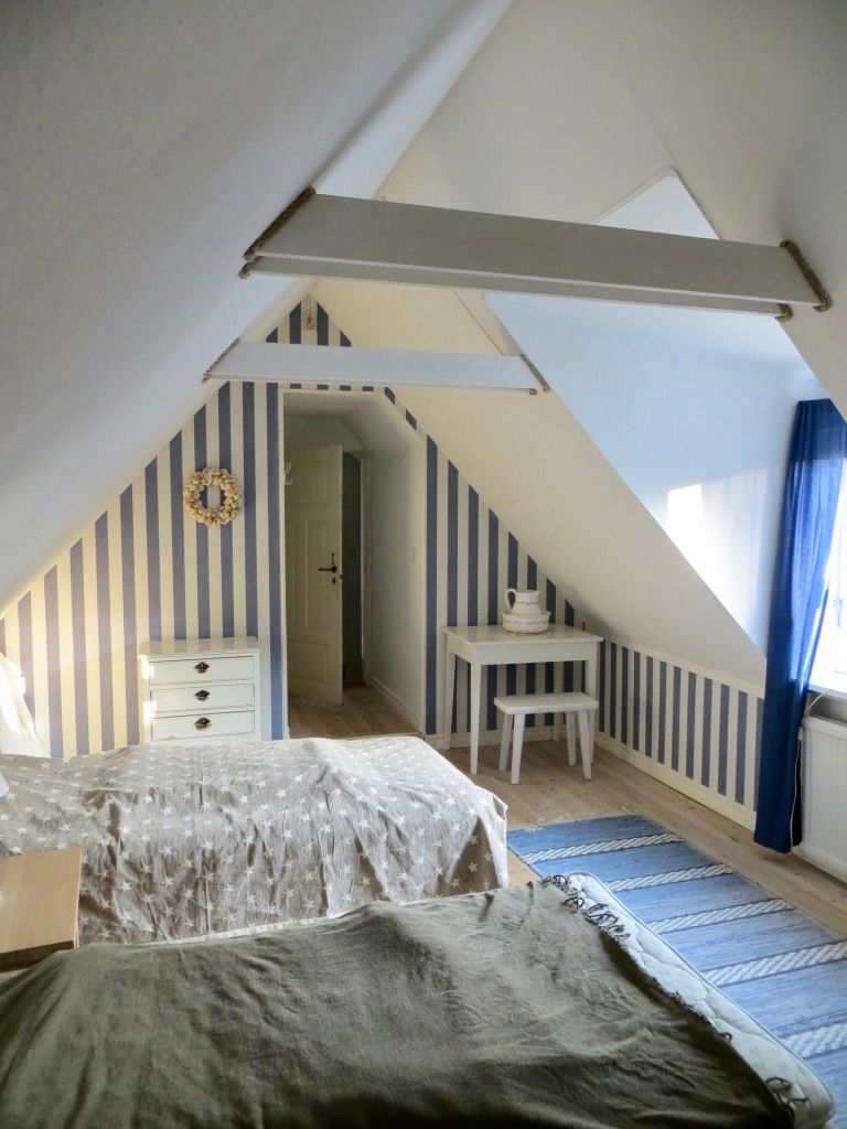 Fyrlängad gård mitt på Österlen – bild 13 av 16