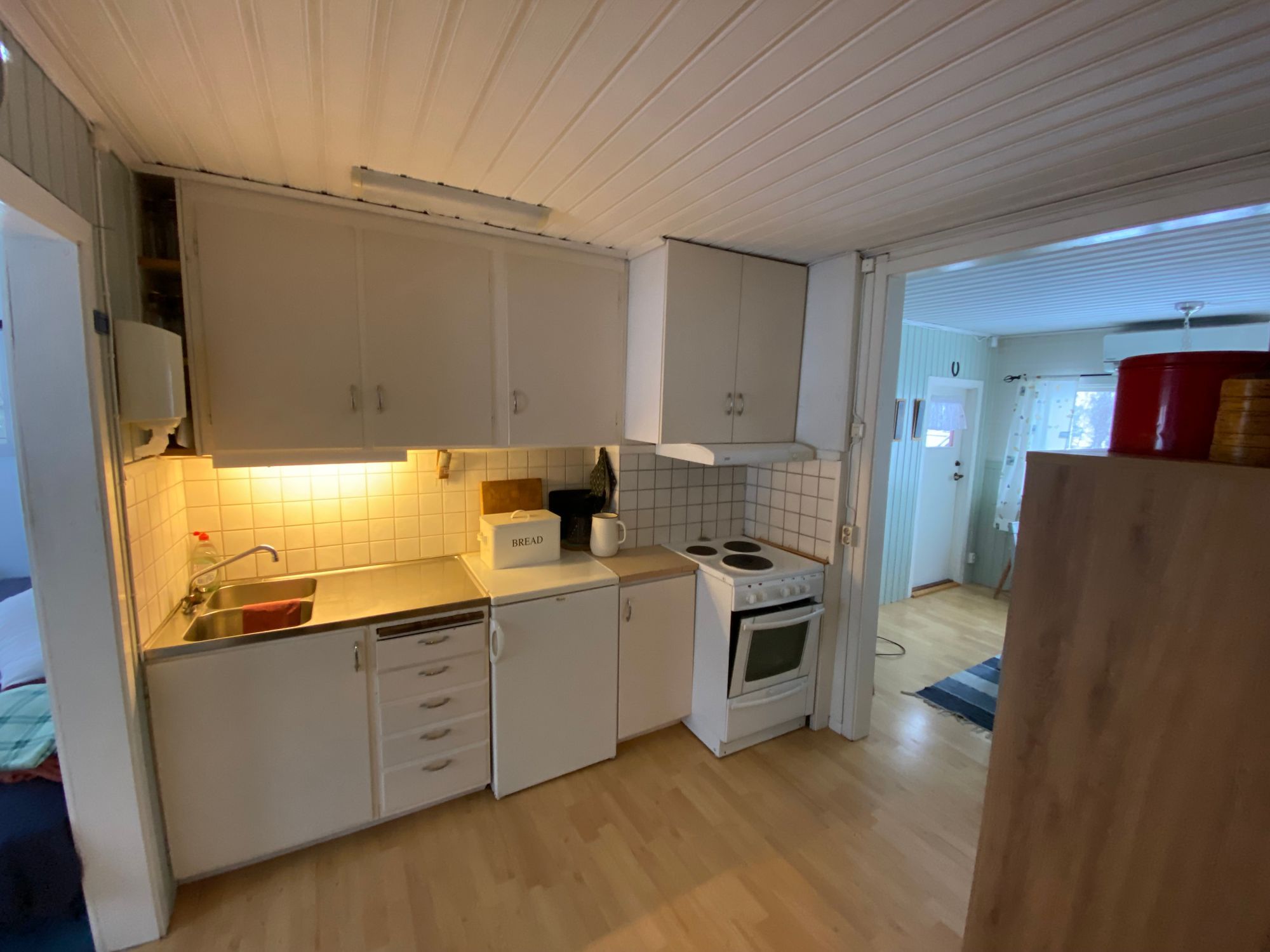 Mysig sommarstuga uthyres – bild 10 av 14