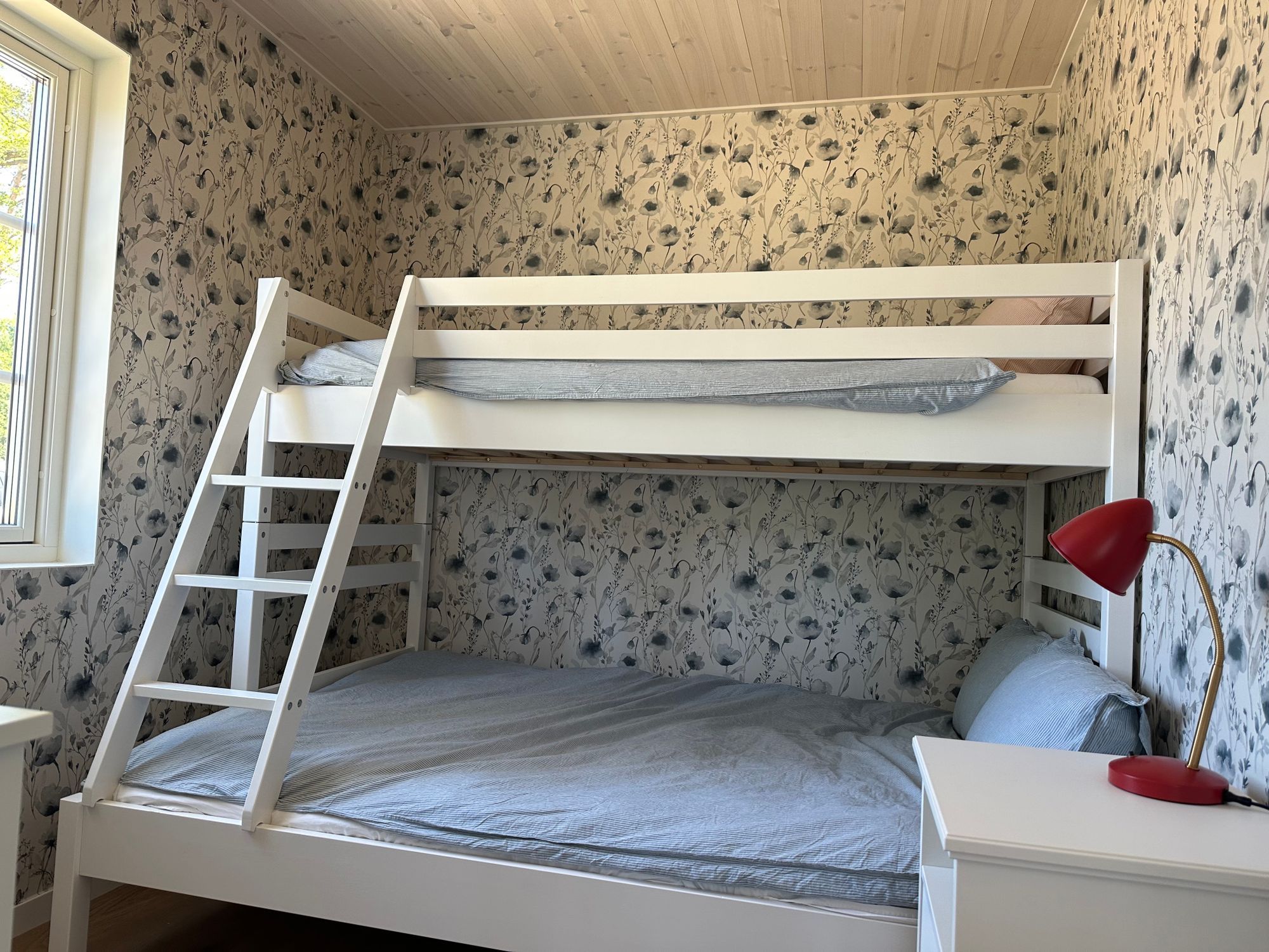 Nybyggt hus vid barnvänlig sandstrand, Skär, Fårö – bild 16 av 23