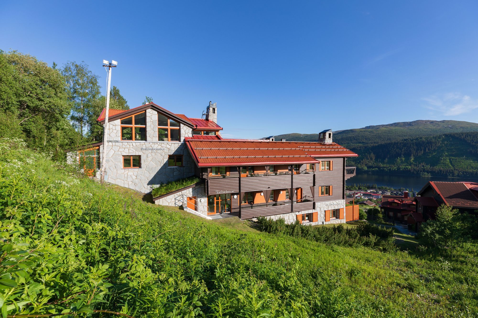 Åre Travel - Tottbacken 402, 8 bäddar ski in/out – bild 2 av 24