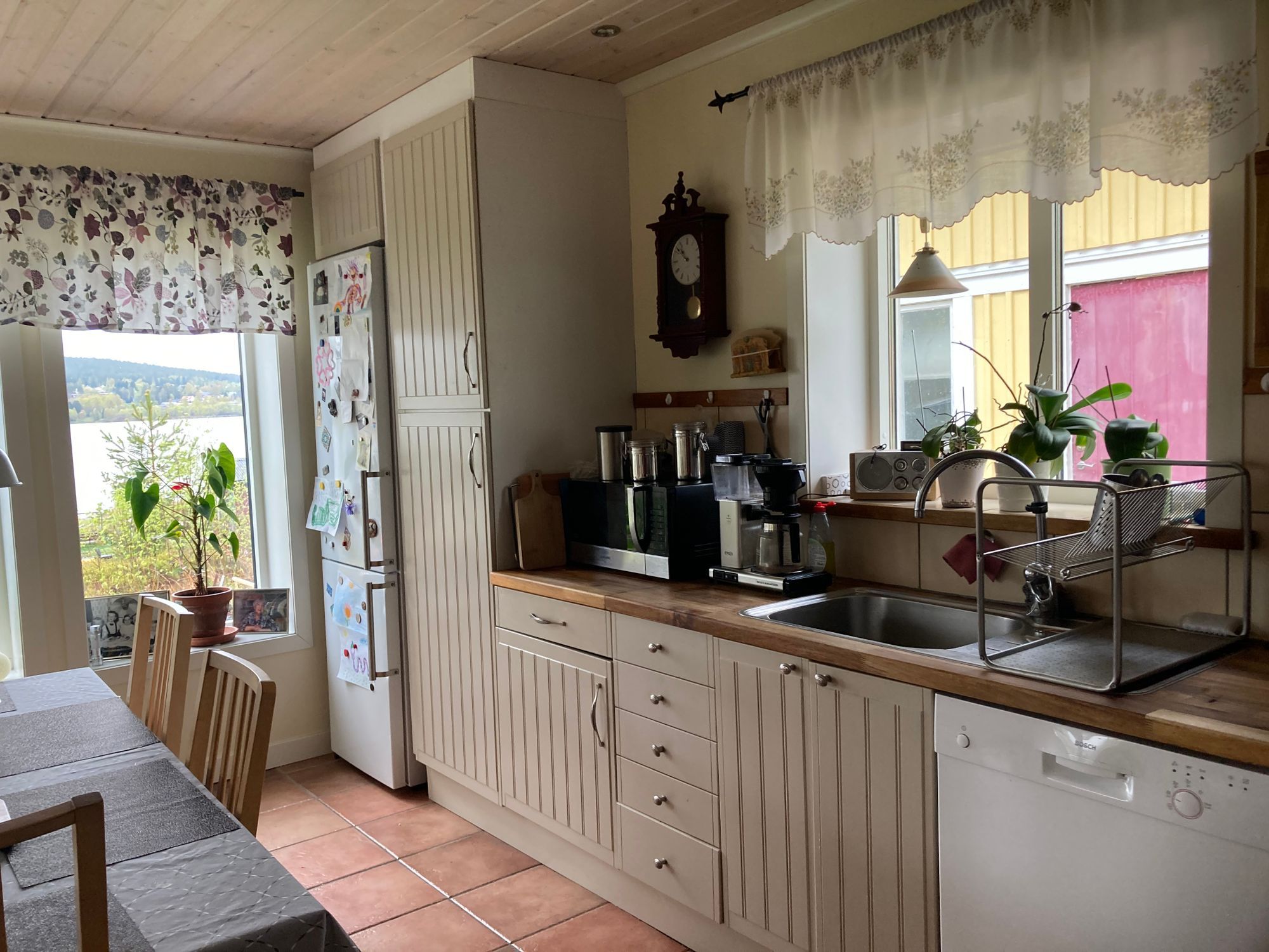 Hus vid havet nära Höga Kusten – bild 8 av 17