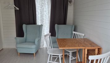 Attefallsstuga i Drag, havs och skogsnära