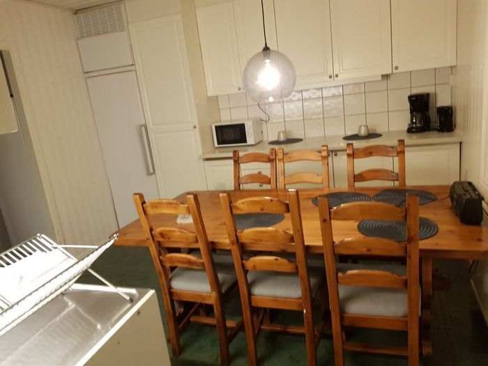 Stort boende i grums för företag – bild 2 av 5