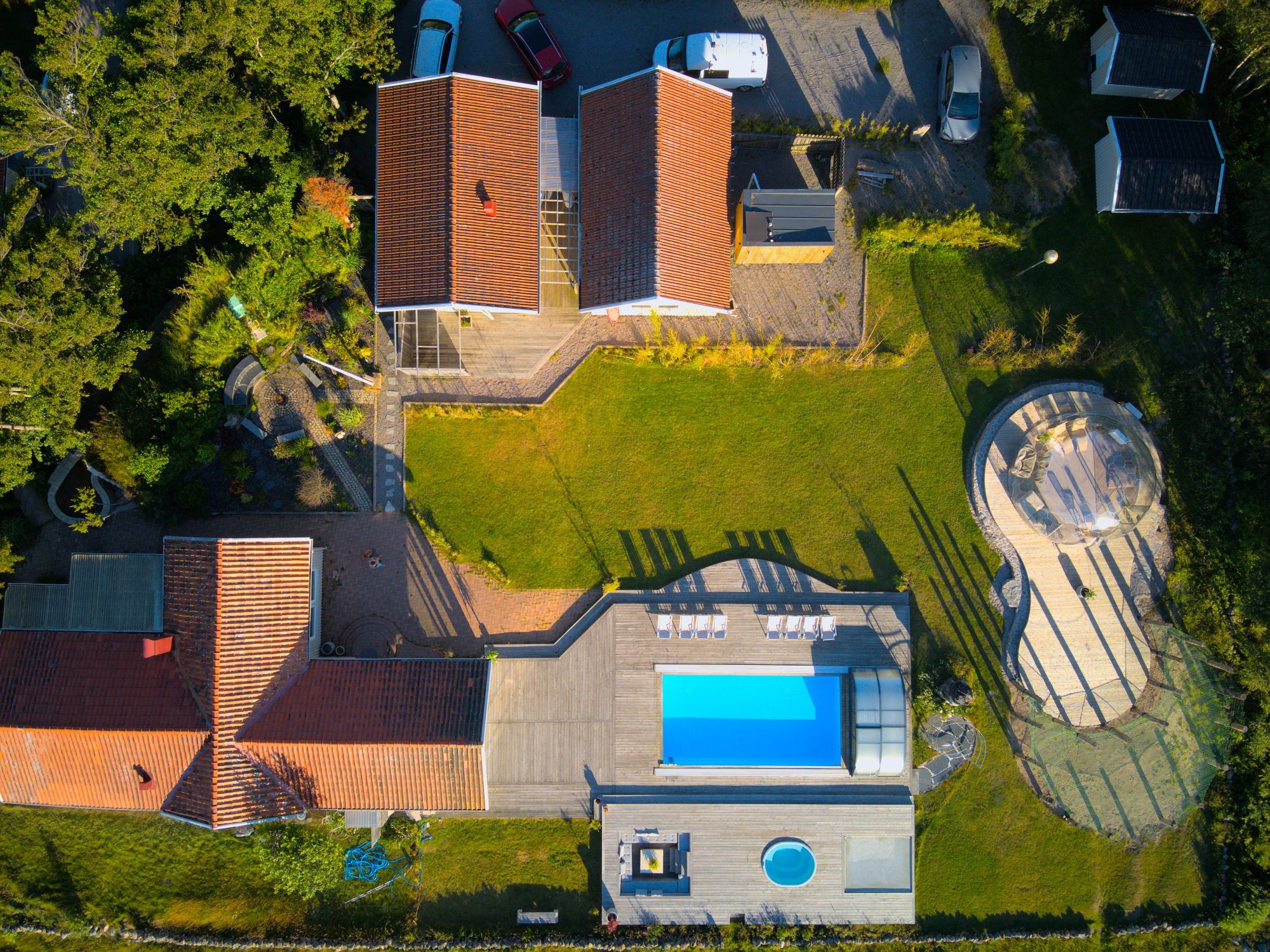 Privat spa-oas med pool & dome vid västkusten – bild 4 av 24