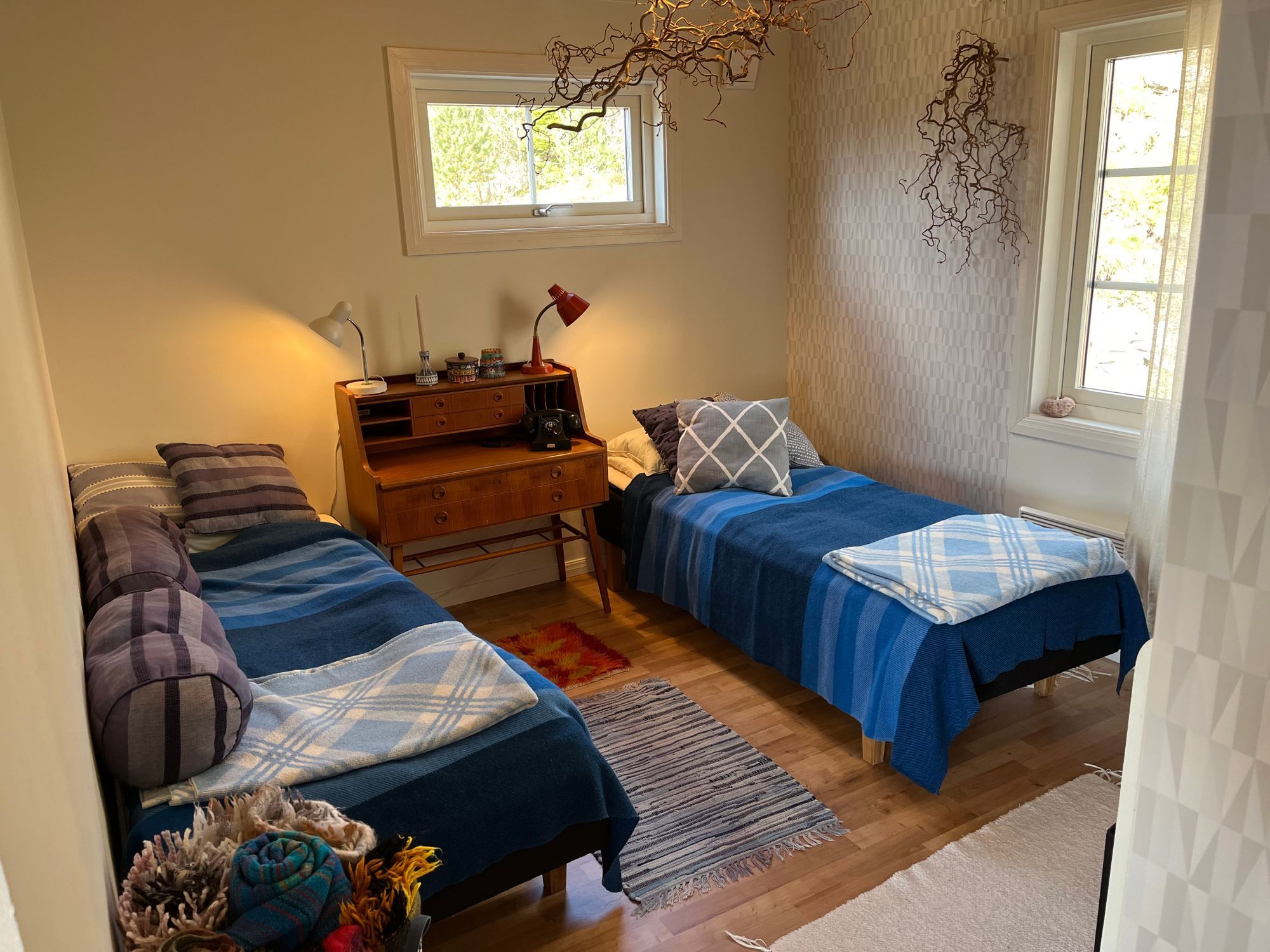 Litet hus på Orust med härlig fjordutsikt. – bild 9 av 14