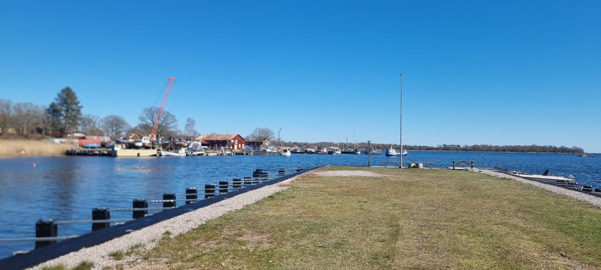 Charmigt attefallshus i Saxemara đż â bild 11 av 11
