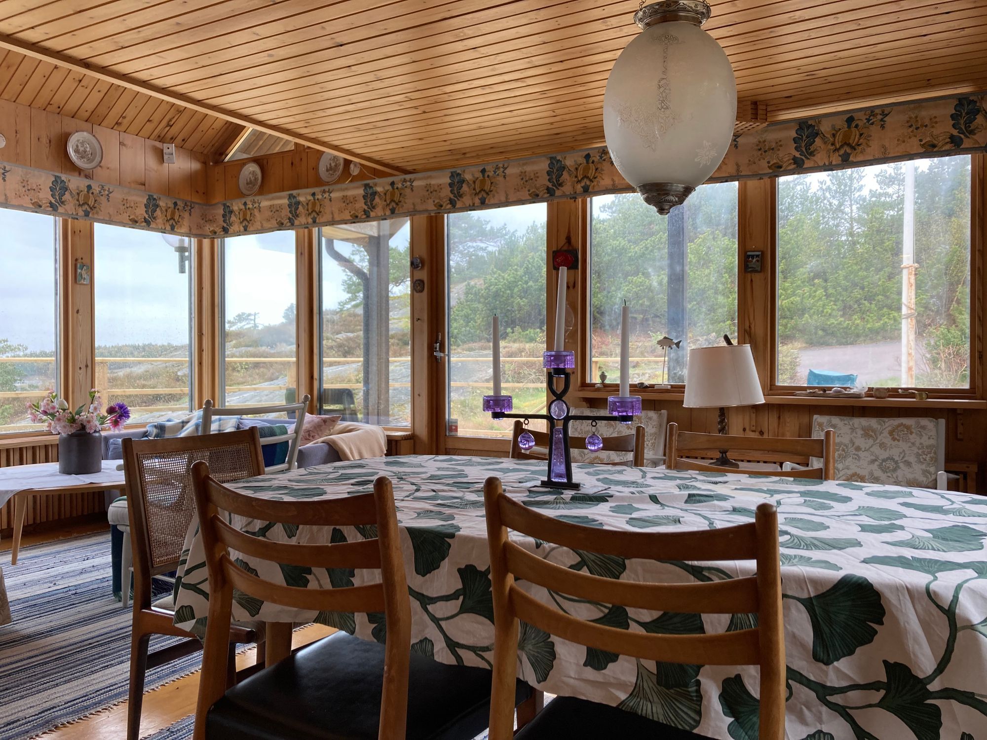 Stort hus nära havet på innersta Marstrandsön – bild 3 av 15