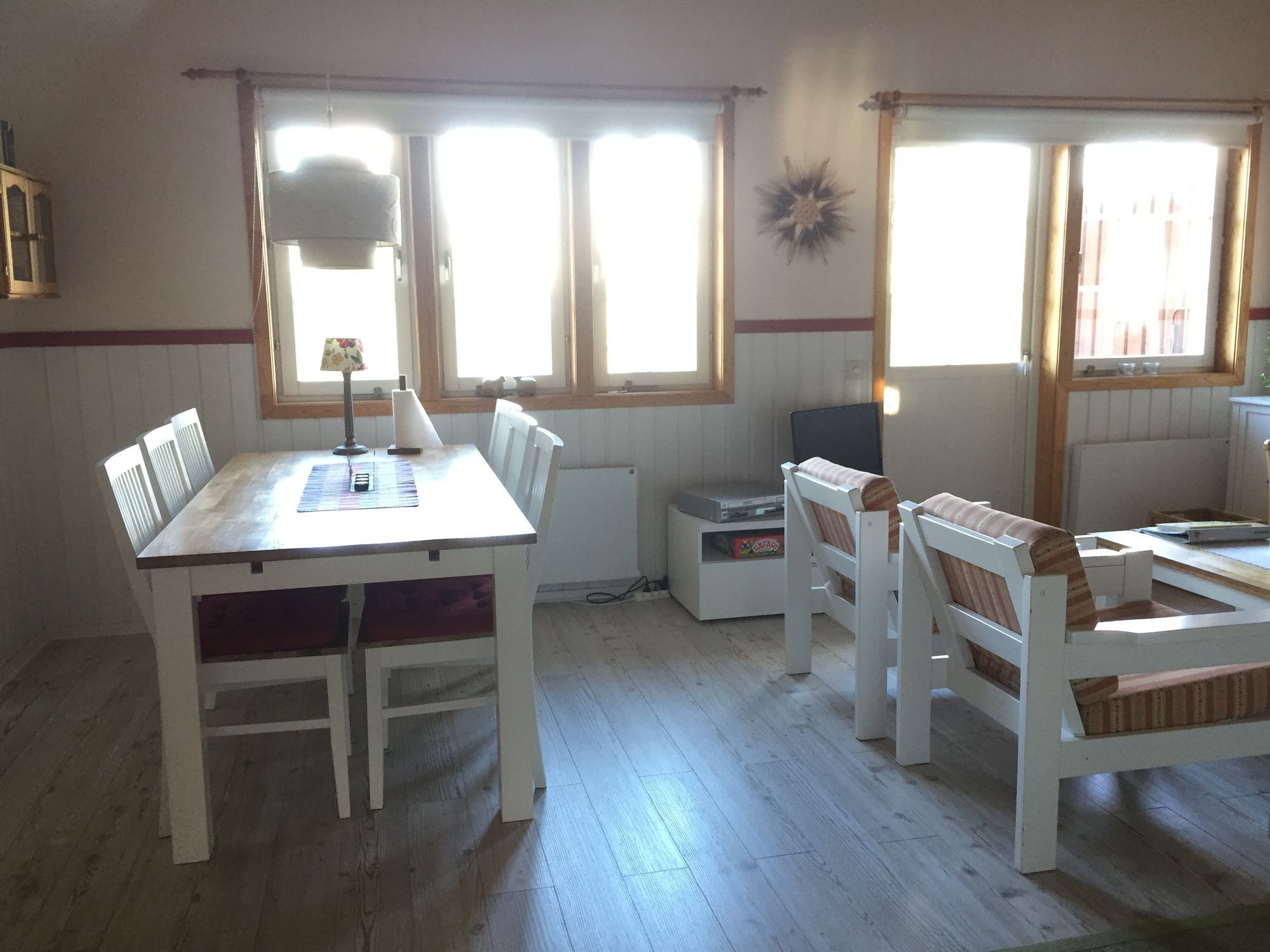 Fin 7 bäddars stuga vid Gesundaberget och Siljan – bild 11 av 14