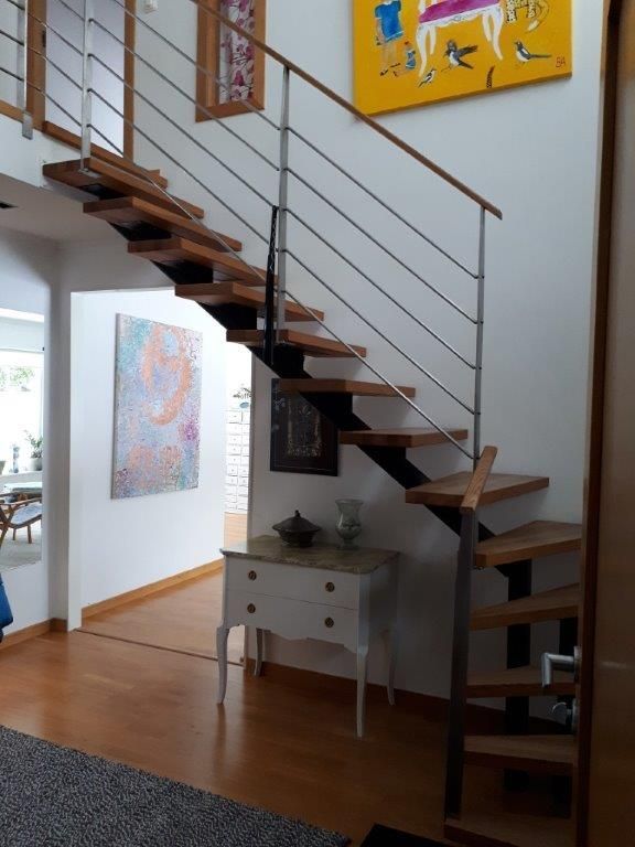 Modern villa med pool! – bild 4 av 11