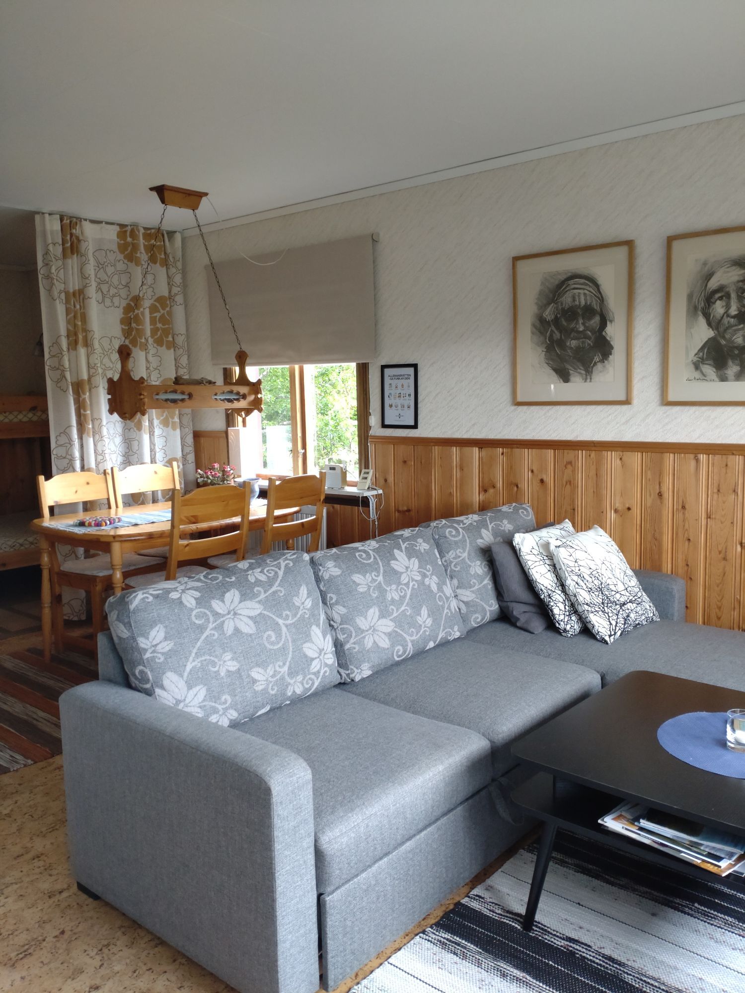Boende i Ström, separat lägenhet i garagebyggnad
