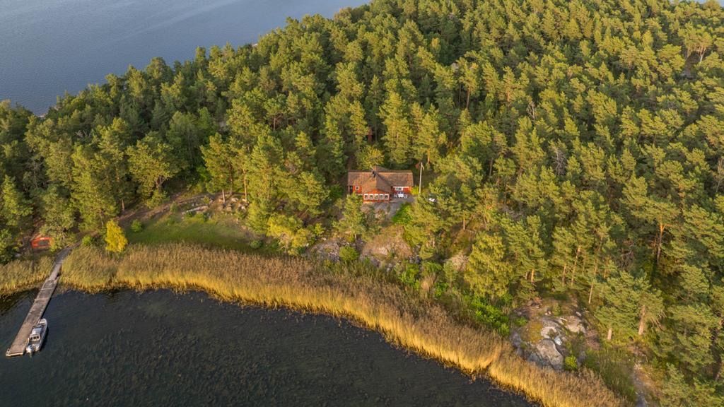 Sjöställe på mindre ö mitt i Stockholms skärgård! – bild 19 av 19