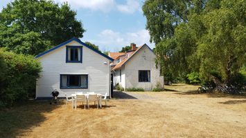 Cosy summer cottage at top location Falsterbo