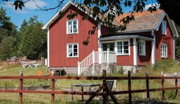 Bo i ett charmigt hus i Tjust skärgård