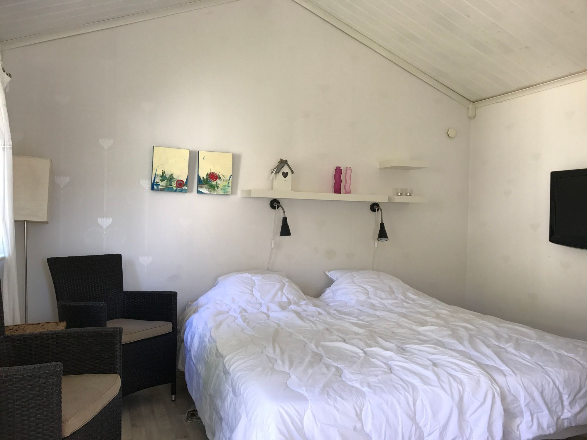 Stuga i Rosendal – bild 3 av 8