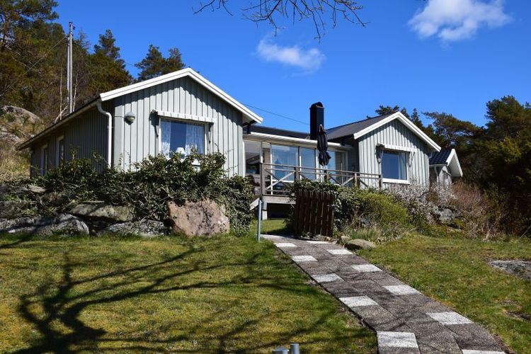 Hyra stuga i Orust, Bohuslän, Hjälmvik, västkusten. 2 Stugor+ utsikt+